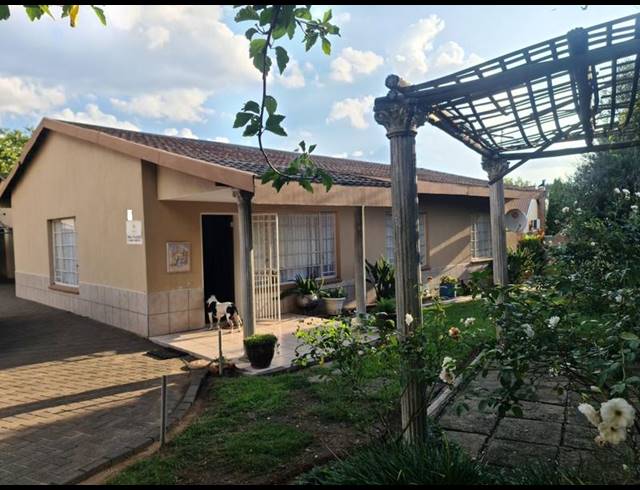 3 BEDROOM HOUSE FOR SALE IN SASOLBURG